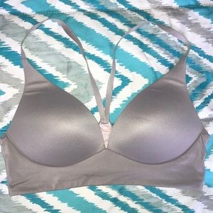 Victoria’s Secret lightly lined plunge bra